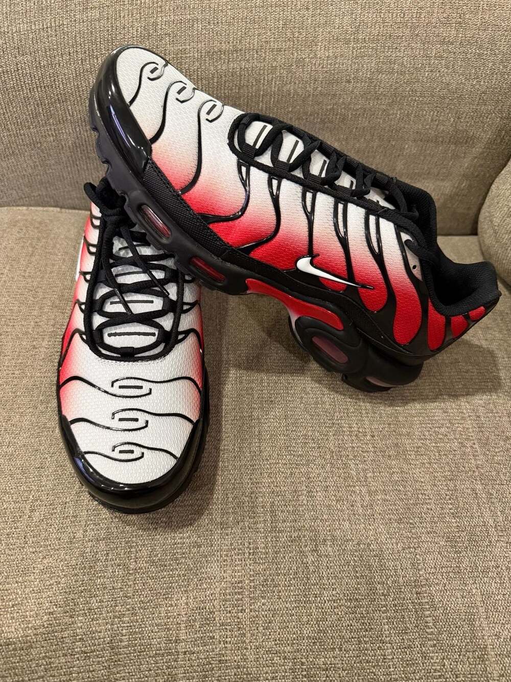 Nike Air Max Plus TN Men's Size 11.5 DM0032-017